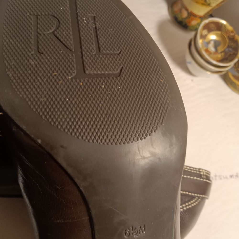 Lauren Ralph Lauren Dark Brown Leather Round Toe Slip On Kitten Heel Pump 6.5 - Picture 6 of 9